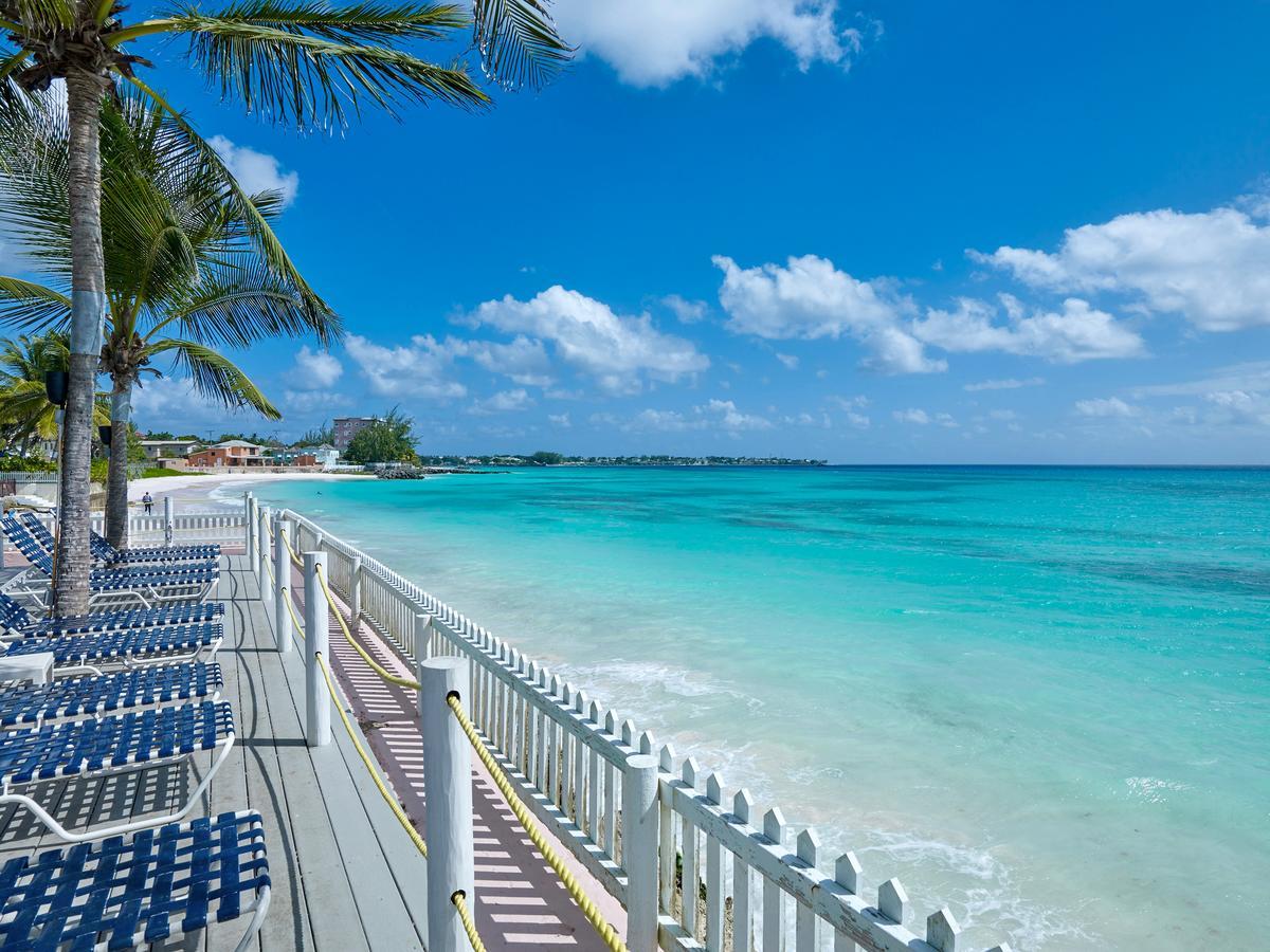 Butterfly Beach Hotel Крайст-Черч Экстерьер фото