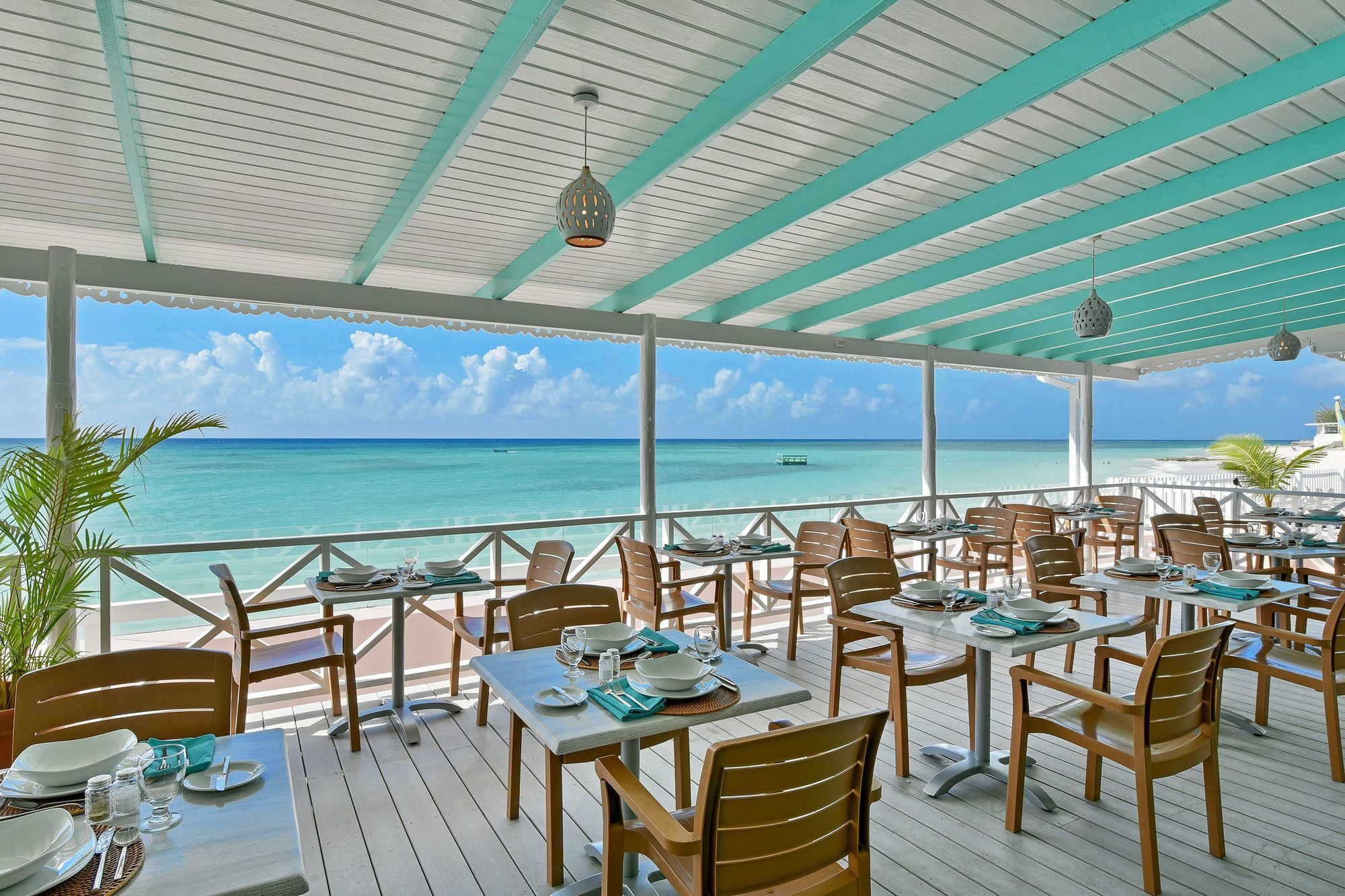 Butterfly Beach Hotel Крайст-Черч Экстерьер фото
