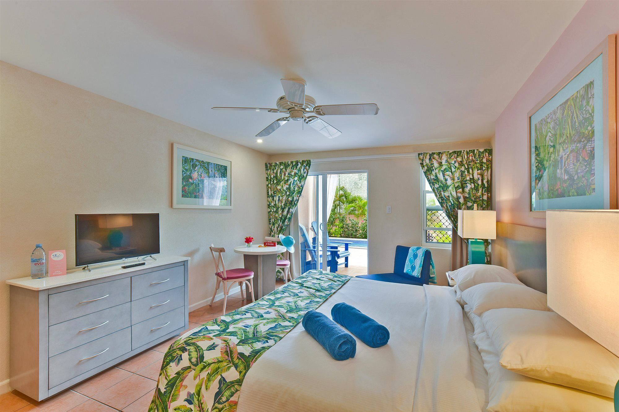 Butterfly Beach Hotel Крайст-Черч Экстерьер фото